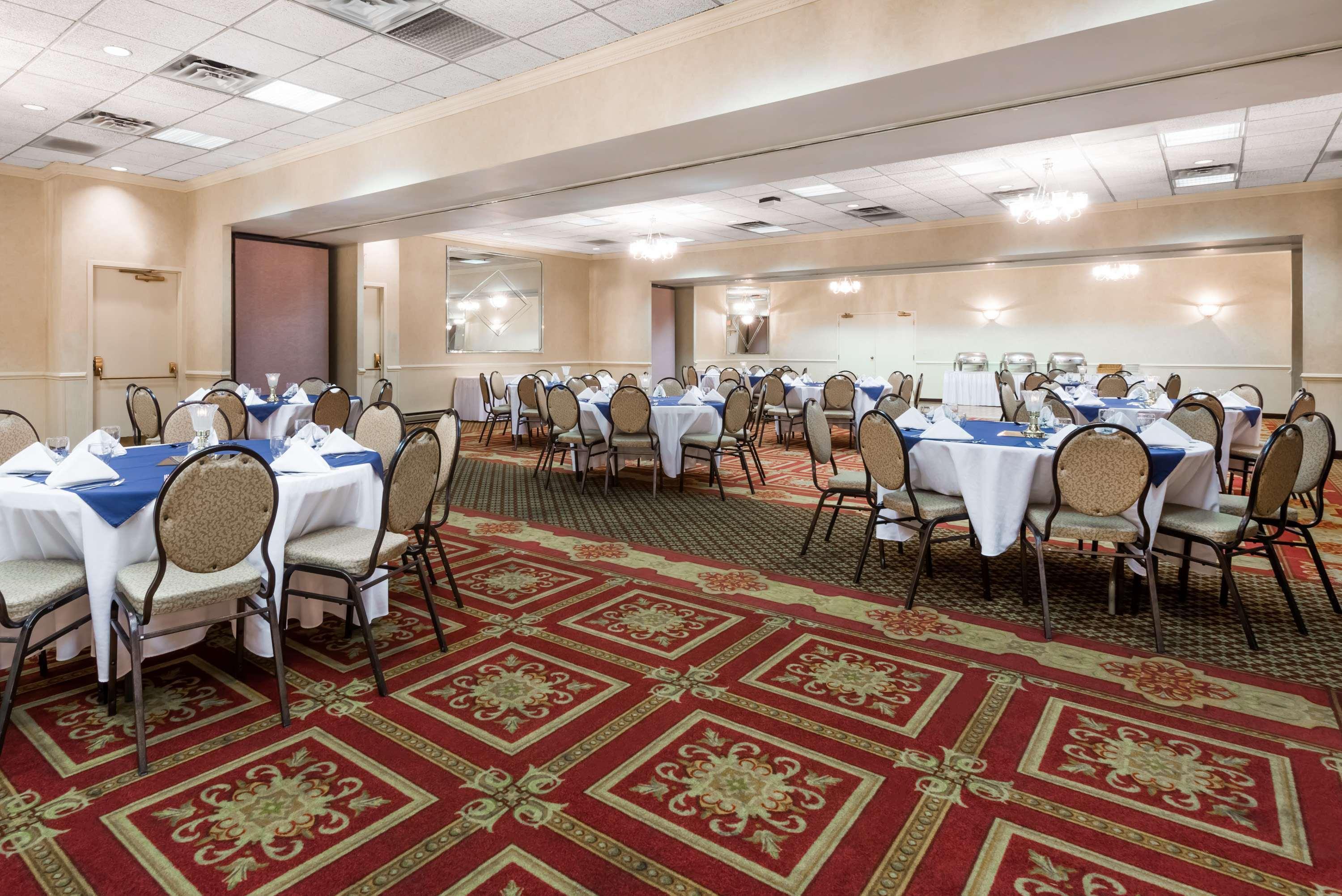 Ramada Plaza By Wyndham Hagerstown Hotel Exterior foto
